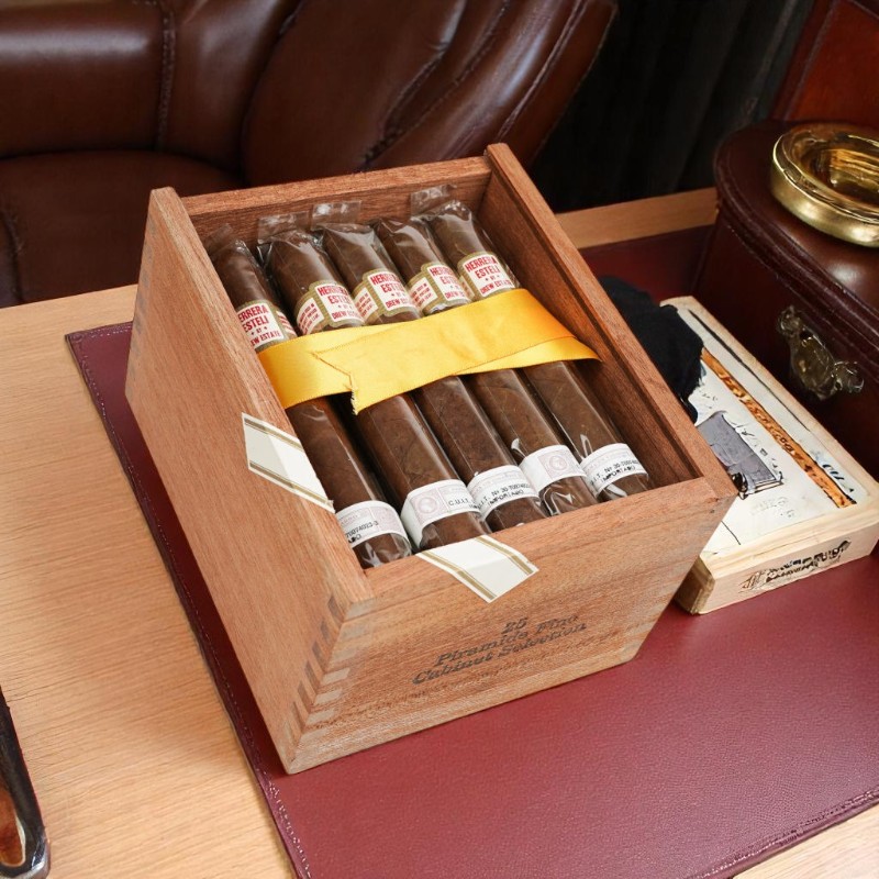 Drew Estate Herrera Esteli Habano Piramide Fino x 25