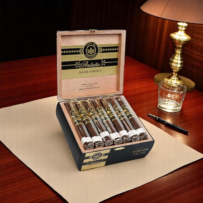 Joya de Nicaragua Antaño Dark Corojo El Martillo x 20