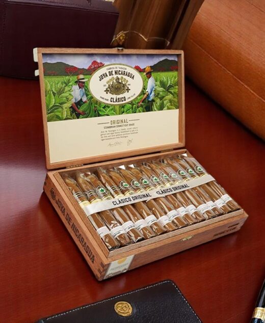 Joya de Nicaragua Clasico Torpedo x 25