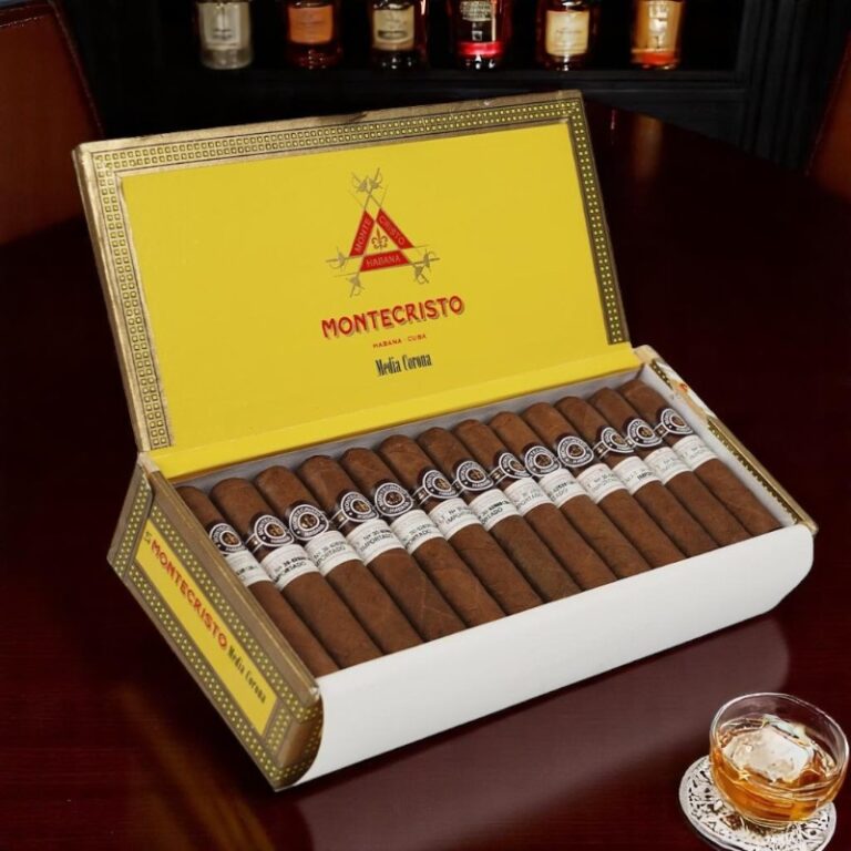 Montecristo Media Corona – Alta Regalía