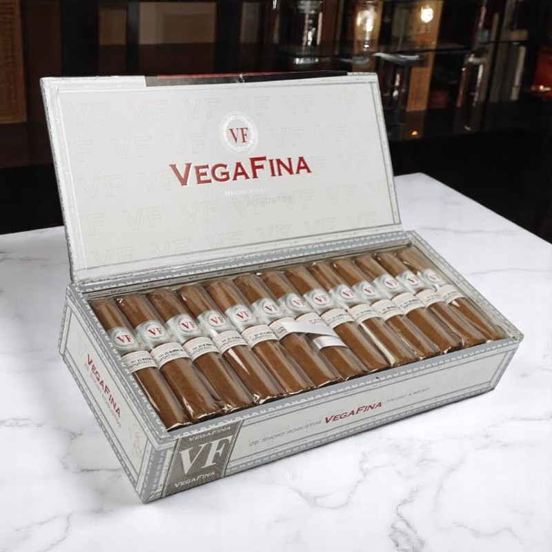 VegaFina Short Robusto x 25