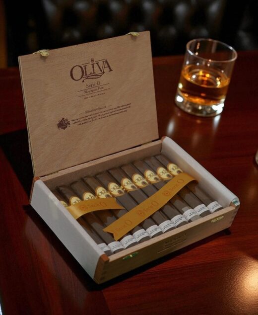 Oliva Serie O Robusto x 20