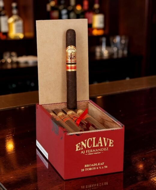 AJ Fernandez Enclave Broadleaf Toro